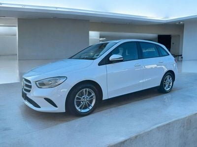 Mercedes B200