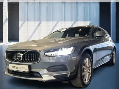 Usata Volvo V90 CC 250 CV (183 kW) 2022 Grigio Station wagon