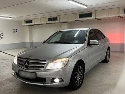 Gebraucht Mercedes C180 156 PS (114 kW) 2009 Schwarz Limousine