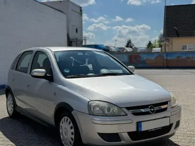 Gebraucht Opel Corsa 80 PS (58 kW) 2006 Silber Kleinwagen