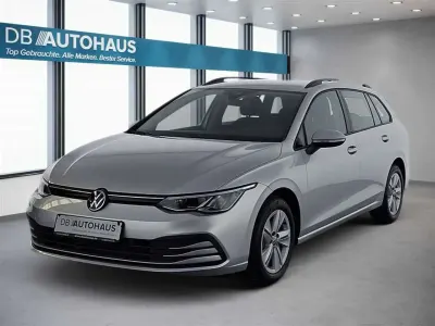 Gebraucht VW Golf VIII Life 110 PS (80 kW) 2024 Silber Kombi