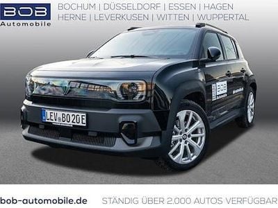 Schwarz Gebraucht 2025 Renault 4 E-Tech Komfort SUV | 31.666 € (Guter Preis)