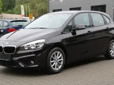 Gebraucht BMW 218 Active Tourer Basis 136 PS (100 kW) 2015 Andere Van / Kleinbus