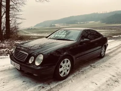 Używany Mercedes CLK230 Avantgarde 197 KM (144 kW) 2002 Czarny Coupe