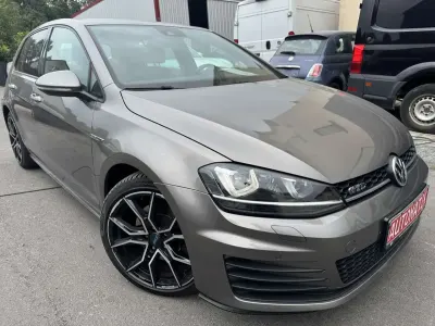 Gebraucht VW Golf VII GTD 184 PS (135 kW) 2015 Limestone grey metallic Limousine
