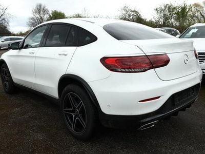 Gebraucht Mercedes GLC200 AMG line 197 PS (144 kW) 2021 Polarweiß polarweiß SUV
