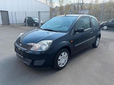 Usata Ford Fiesta 69 CV (50 kW) 2007 Blu Utilitaria