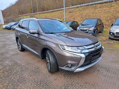 gebraucht Mitsubishi Outlander Edition 100+ 4WD Automatik Scheckheft