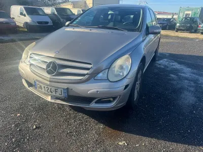 Gebraucht Mercedes R320 224 PS (164 kW) 2006 Silber Van / Kleinbus