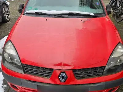 Occasion Renault Clio II 58 ch (42 kW) 2010 Rouge Berline