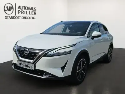 Gebraucht Nissan Qashqai Tekna+ 190 PS (139 kW) 2023 Weiß SUV