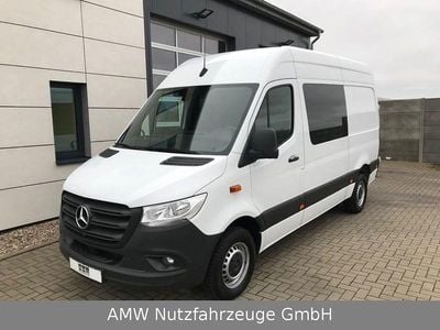 Weiß Gebraucht 2023 Mercedes Sprinter Van | 43.950 € (Teuer)