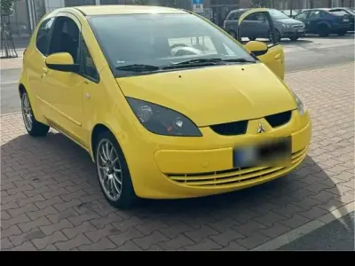 Gebraucht Mitsubishi Colt 95 PS (69 kW) 2008 Gelb Kleinwagen