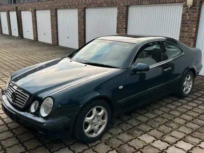 Gebraucht Mercedes CLK320 218 PS (160 kW) 1997 Schwarz Coupé