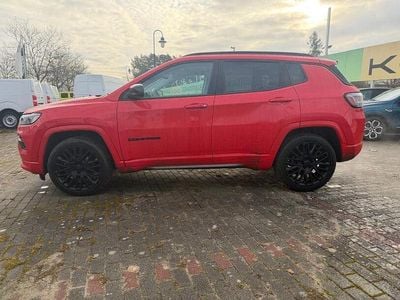 Gebraucht Jeep Compass 131 PS (96 kW) 2023 Rot SUV