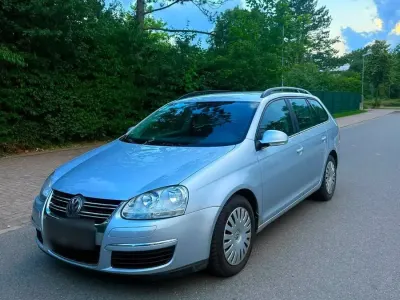 Gebraucht VW Golf V 105 PS (77 kW) 2008 Silber Kombi