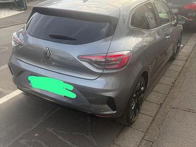 Gebraucht Renault Clio V Techno 91 PS (66 kW) 2023 Grau Kleinwagen