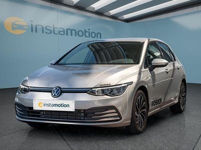 Usata VW Golf VIII 150 CV (110 kW) 2025 Argento Utilitaria