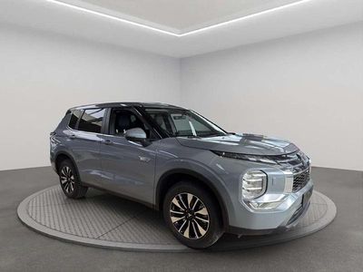 Neu Mitsubishi Outlander 136 PS (100 kW) 2026 Mondstein grau SUV