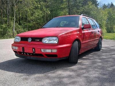 Second-hand VW Golf III 90 CP (66 kW) 1998 Roșu Break