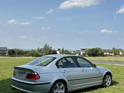 Gebraucht BMW 318 Sport Line 143 PS (105 kW) 2003 Silber Limousine