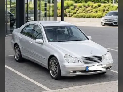 Gebraucht Mercedes C240 Avantgarde 170 PS (125 kW) 2000 Limousine