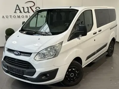 Gebraucht Ford Tourneo 125 PS (91 kW) 2014 Frostweiã Van / Kleinbus