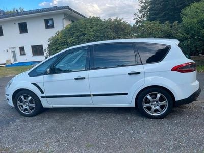 Weiß Gebraucht 2014 Ford S-MAX Business Edition Van / Kleinbus | 6.000 € (Fairer Preis)