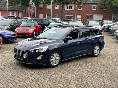 Blau Gebraucht 2018 Ford Focus Kombi | 10.900 € (Guter Preis)