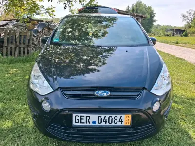 Używany Ford S-MAX S 140 KM (102 kW) 2011 Minivan