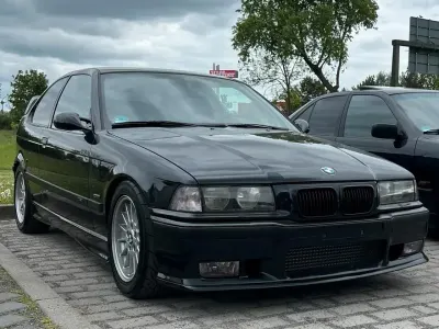 Gebraucht BMW 318 Compact Sport Line 140 PS (102 kW) 1997 Schwarz Kleinwagen