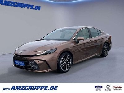 Nuova Toyota Camry Executive 218 CV (160 kW) 2025 Marrone Berlina