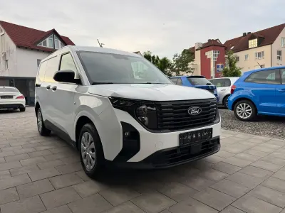 Gebraucht Ford Transit 101 PS (74 kW) 2024 Weiß Van / Kleinbus