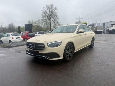 Second-hand Mercedes E200 160 CP (117 kW) 2023 Bej Break