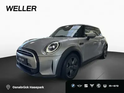 Gebraucht Mini Cooper Classic 136 PS (100 kW) 2023 Melting silver iii (silber) Kleinwagen