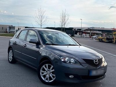 Usado Mazda 3 Inclusive 105 CV (77 kW) 2006 Gris Utilitario