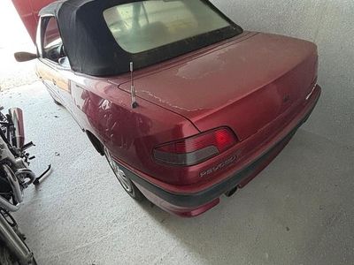 Gebraucht Peugeot 306 Cabriolet 101 PS (74 kW) 1994 Rot Cabrio