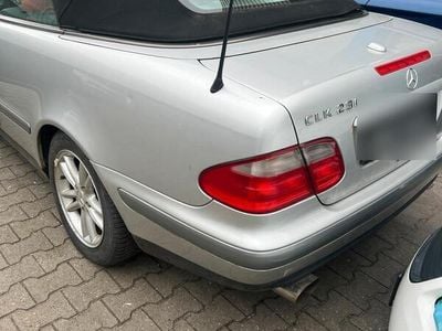 Mercedes CLK230