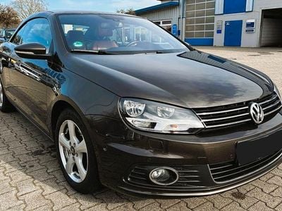 Usata VW Eos Basis 211 CV (155 kW) 2011 Nero Cabrio