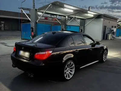 Gebraucht BMW 530 272 PS (200 kW) 2008 Schwarz Limousine