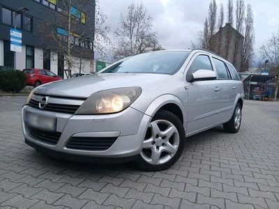 Używany Opel Astra 115 KM (84 kW) 2005 Srebrny Kombi