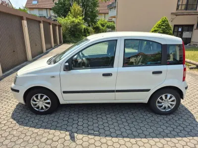 Gebraucht Fiat Panda 54 PS (39 kW) 2009 Weiß Kleinwagen