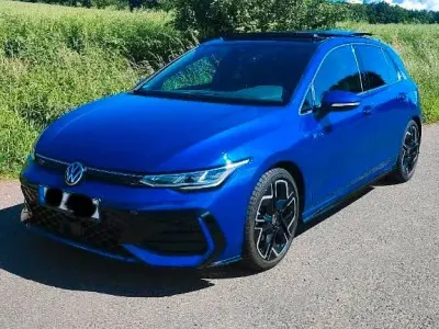 Gebraucht VW Golf VIII R-line 150 PS (110 kW) 2025 Blau Limousine