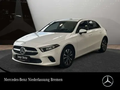 Używany Mercedes A180 Advanced 116 KM (85 kW) 2021 Biały Sedan/Limuzyna