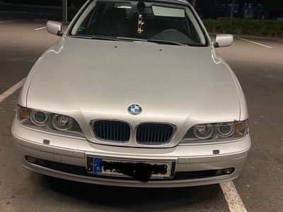BMW 520