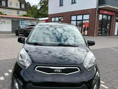 Gebraucht Kia Picanto 69 PS (50 kW) 2014 Schwarz Kleinwagen