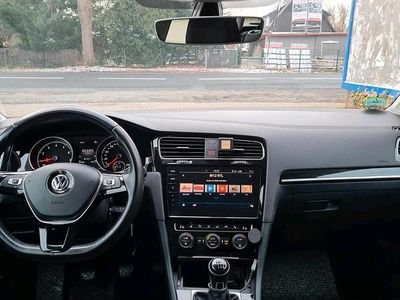 Gebraucht VW Golf VII 150 PS (110 kW) 2019 Silber Kombi