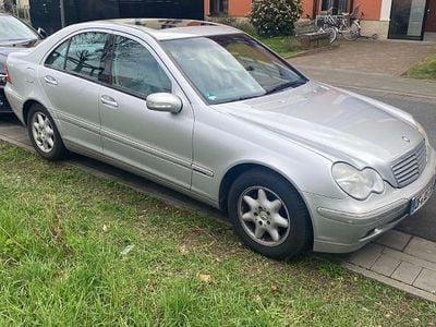 Gebraucht Mercedes 180 Elegance 133 PS (97 kW) 2001 Silber Limousine