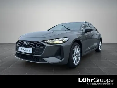 Gebraucht Audi A5 Comfort 204 PS (150 kW) 2025 Chronosgrau metallic Kombi