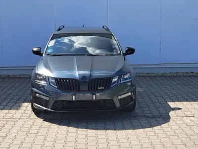 Gebraucht Skoda Octavia vRS 230 PS (169 kW) 2018 Grau Kombi